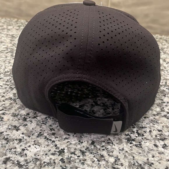Nike True Flat Bill Adjustable Dri-Fit Hat - Picture 4 of 5